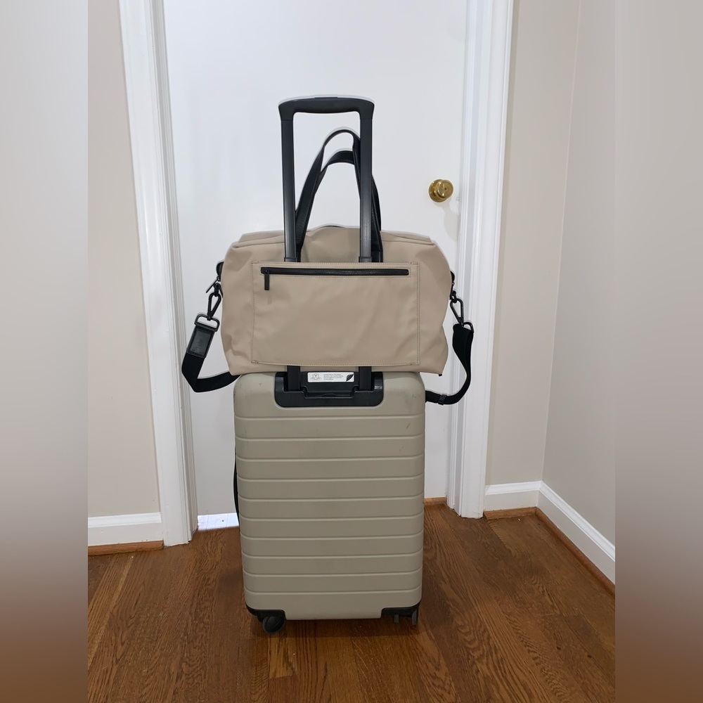 Away Travel - The Everyday Bag - laptop bag - carry-on bag